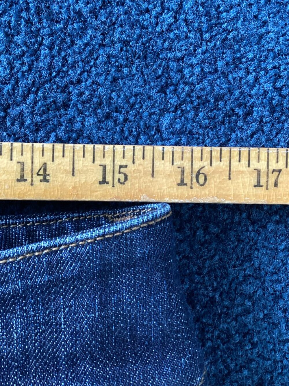 Cabi Dark Denim Bermuda Shorts – sz 6 - Picture 7 of 9